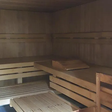 Tolle Aussicht Mit Hallenbad Apartman
